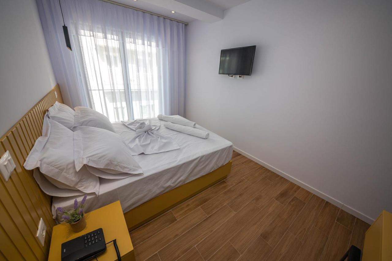 Hesperus Hotel Vlore Luaran gambar