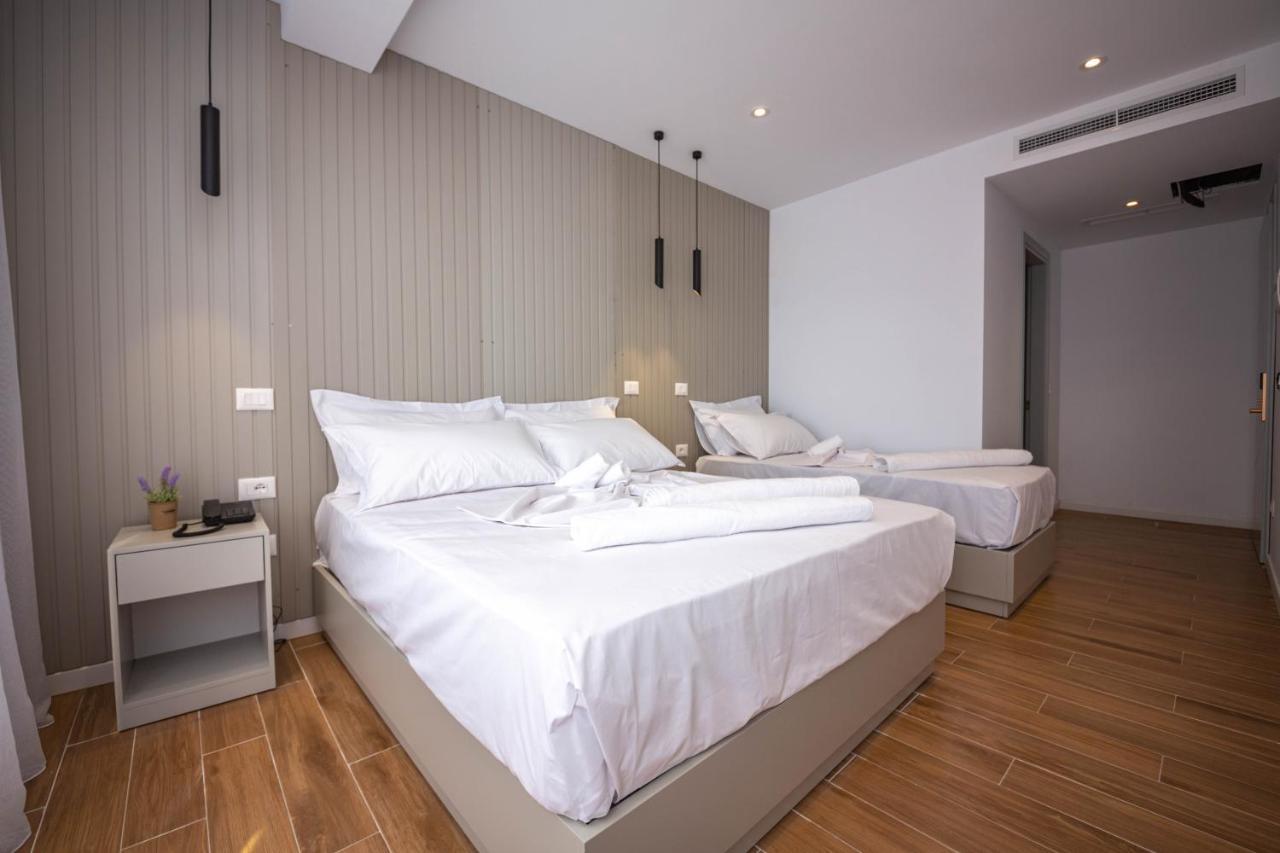 Hesperus Hotel Vlore Luaran gambar